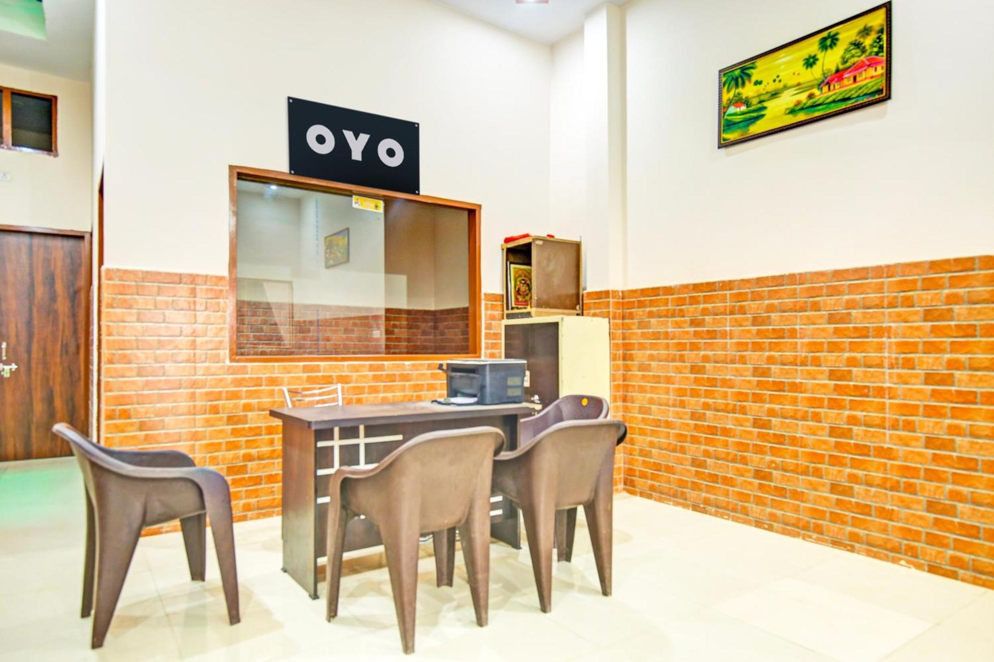 Super Hotel O Sirsa Hotel & Guest House 외부 사진