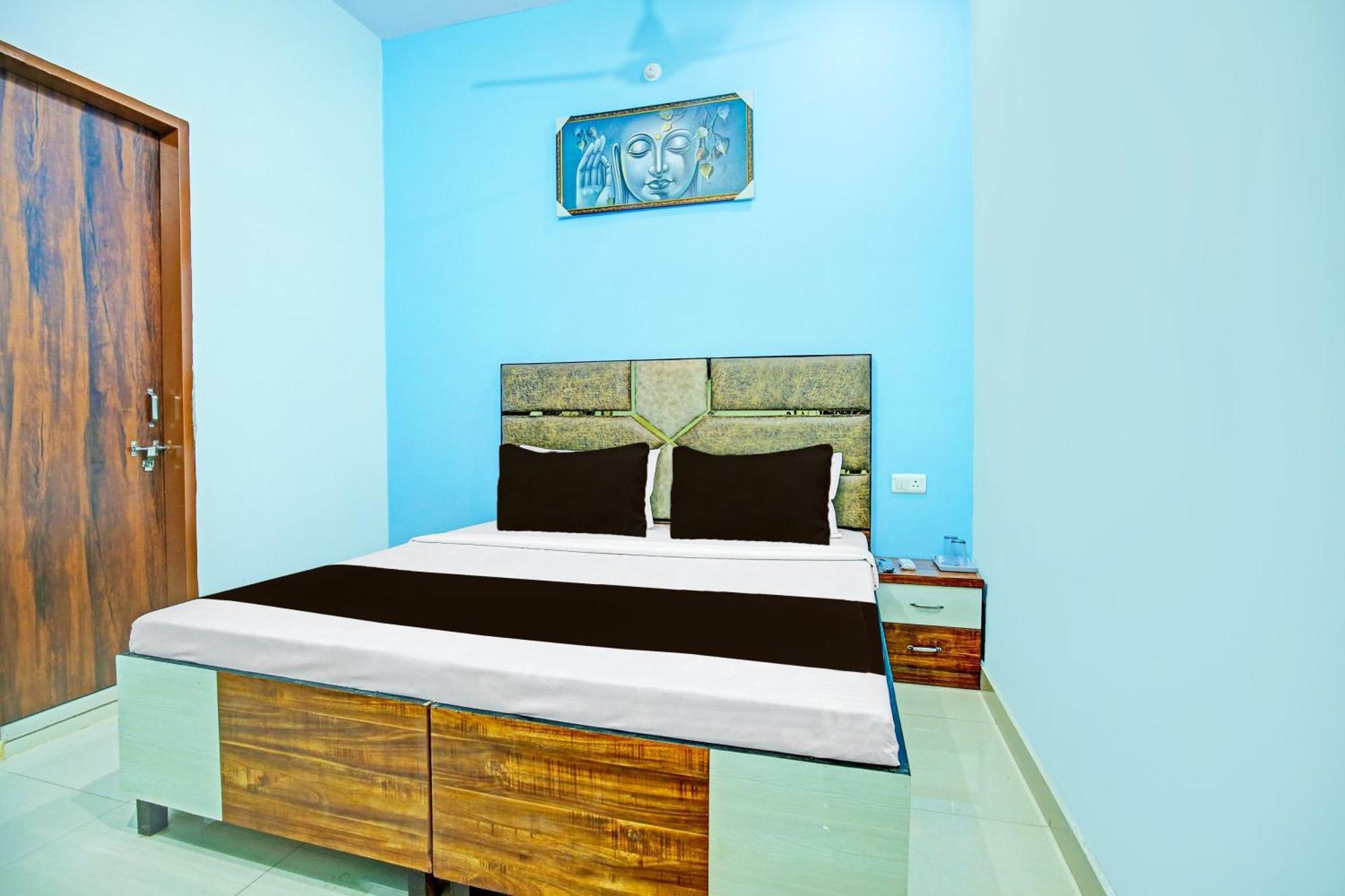 Super Hotel O Sirsa Hotel & Guest House 외부 사진