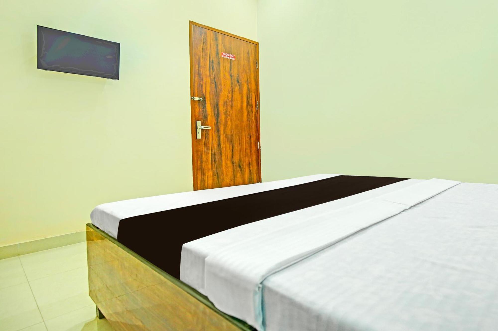 Super Hotel O Sirsa Hotel & Guest House 외부 사진