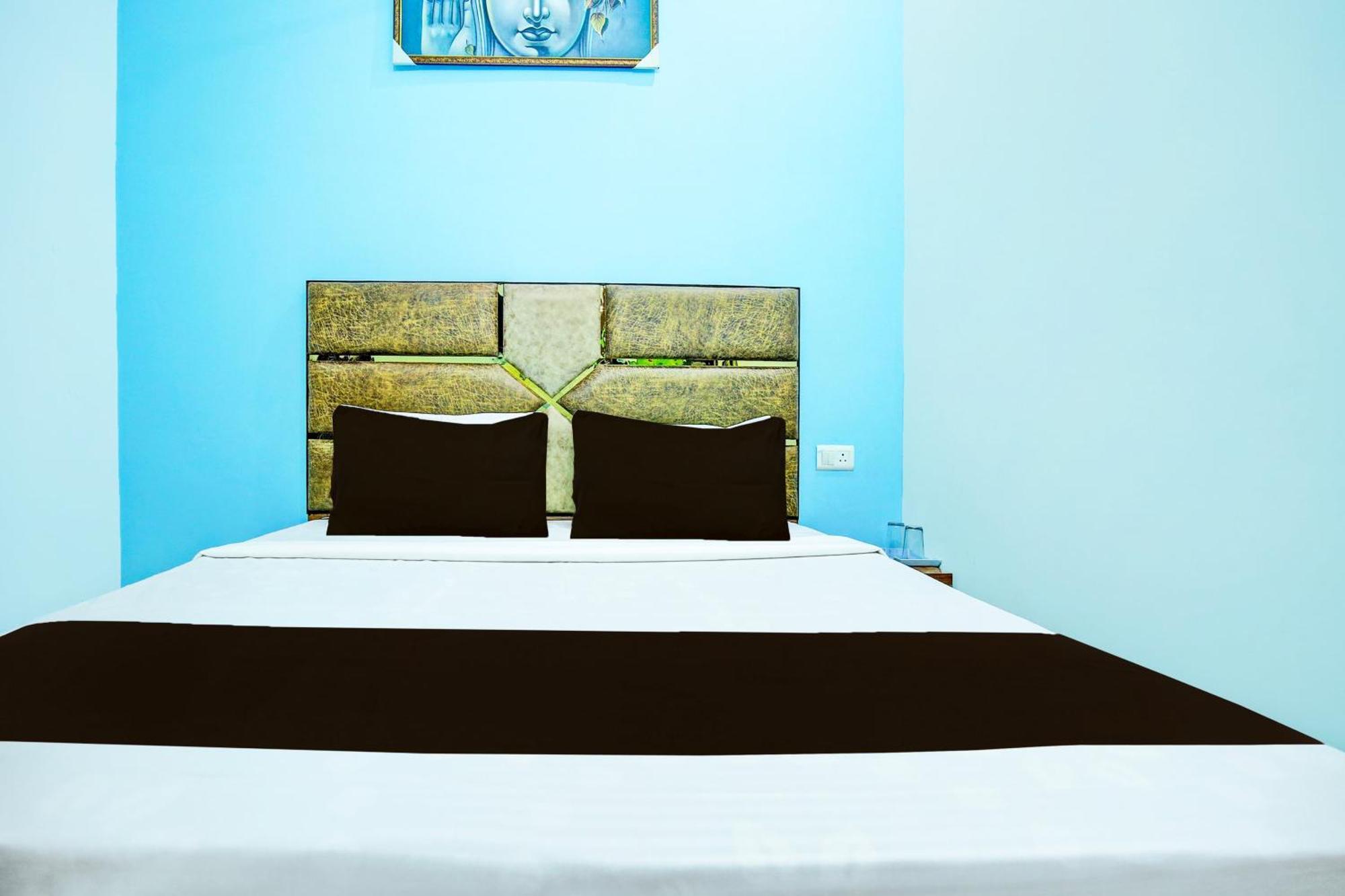 Super Hotel O Sirsa Hotel & Guest House 외부 사진
